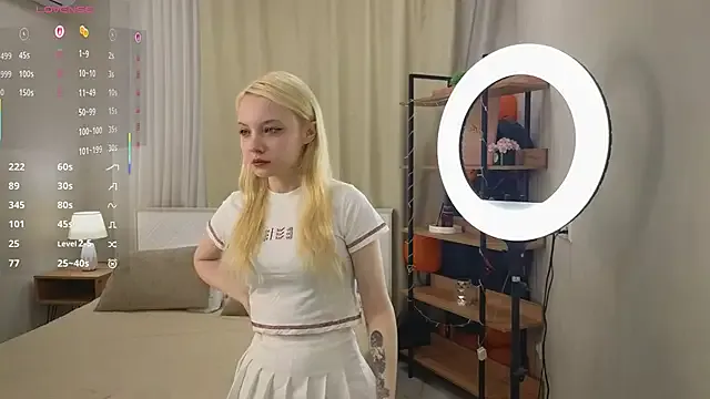 Freechat IraYounce on StripChat