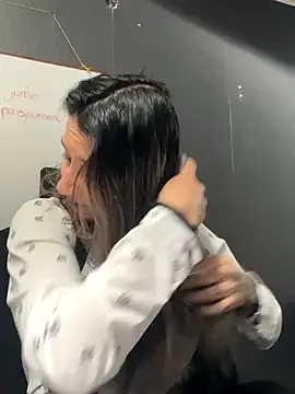 Freechat Isabella_Varella on StripChat