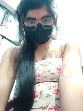 Freechat isha_sharma2002 on StripChat