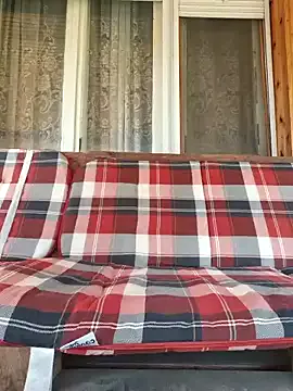 Offline Ivaemi1 on StripChat