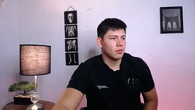 Freechat JamesCr_ on StripChat