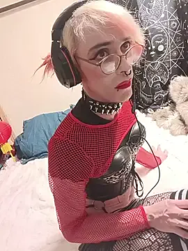 Offline jessysky723 on StripChat