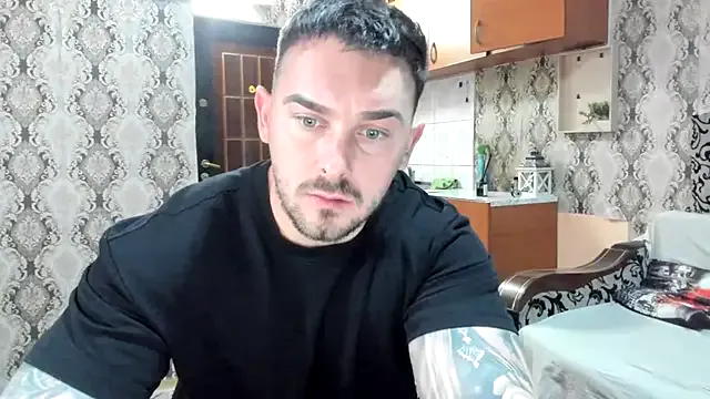 Freechat Jonmusclemaster on StripChat