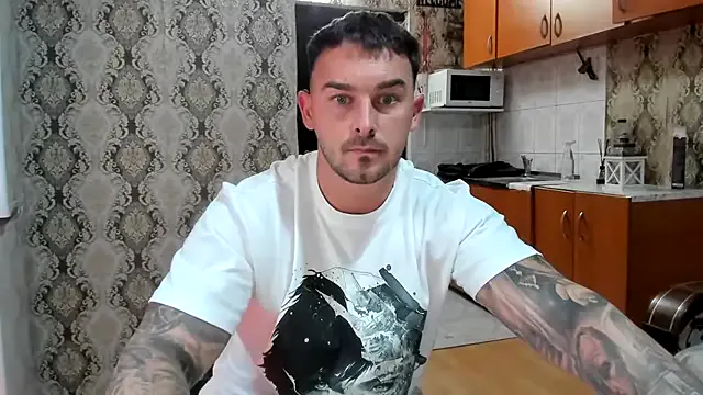 Freechat Jonmusclemaster on StripChat