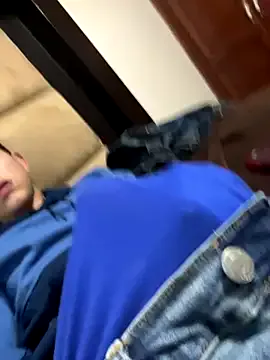 Offline JoseCho18 on StripChat