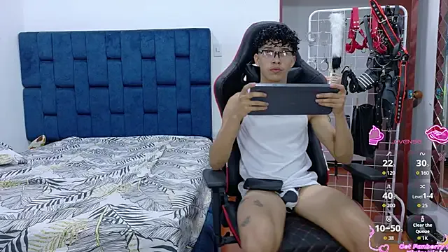 Offline JoseRumbero26 on StripChat