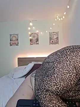 Offline Juliietha_servas on StripChat