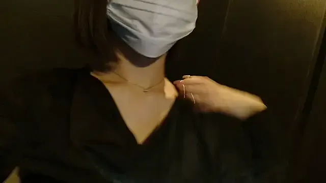 Offline JURI_0715 on StripChat