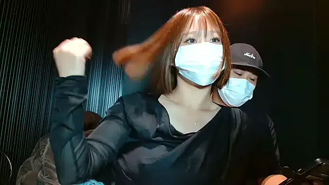 Offline JURI_0715 on StripChat