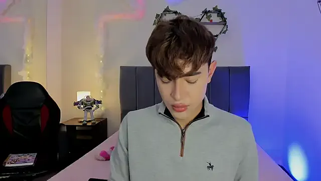 Offline JustinCastiblanco on StripChat