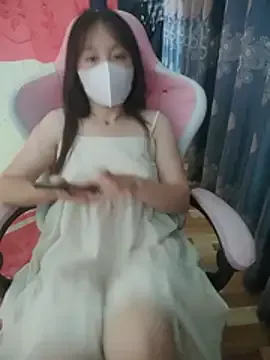 Offline Kajisu_26 on StripChat