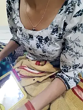 Offline Kanchan7909 on StripChat