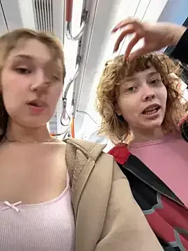 Offline katexxxx on StripChat