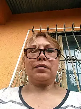 Private Kazsandraa on StripChat