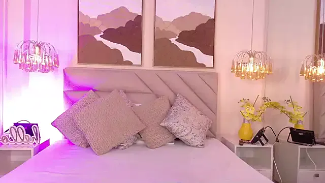 Offline kendalFox_ on StripChat