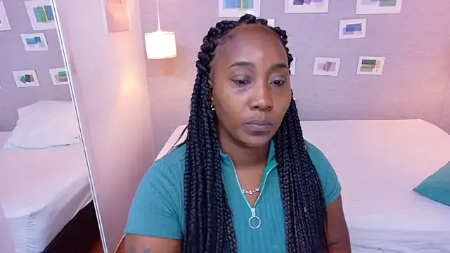 Offline kiara_evanss on StripChat