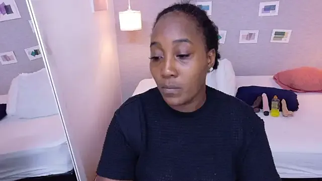 Offline kiara_evanss on StripChat