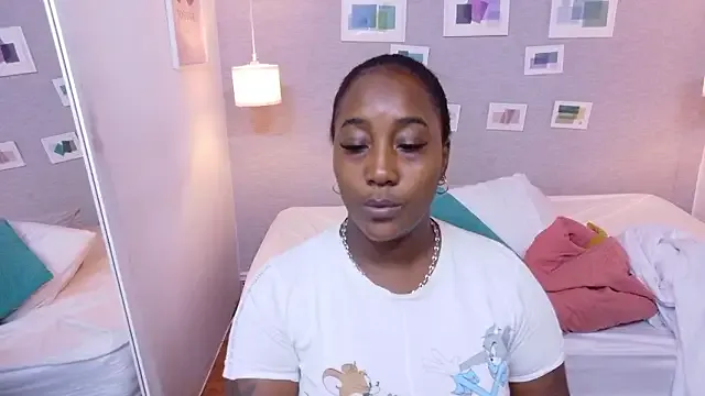 Offline kiara_evanss on StripChat