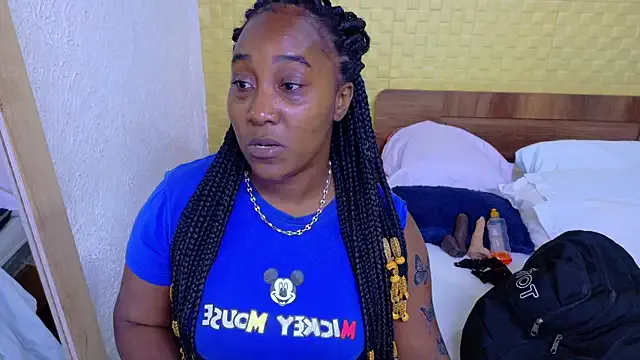 Offline kiara_evanss on StripChat