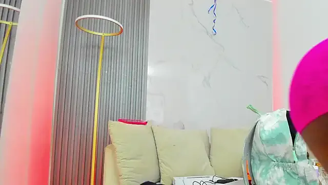 Freechat kiaratentation on StripChat