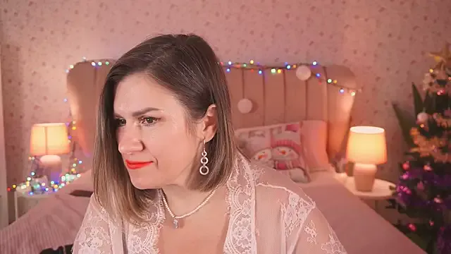 Offline KiraRoxx on StripChat