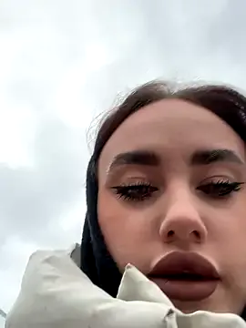 Offline KiraSunshine on StripChat