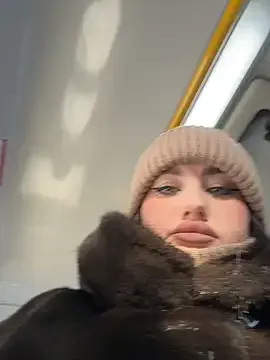 Offline KiraSunshine on StripChat