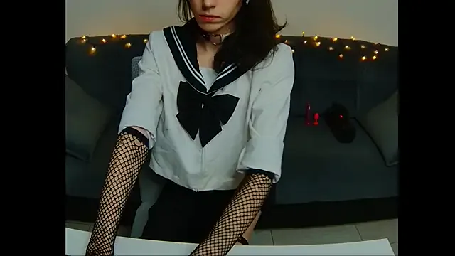 Offline kobeny on StripChat