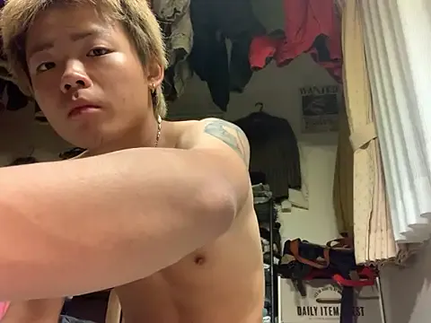 Group kuma0908 on StripChat