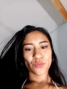 Freechat Liahdiaz_ on StripChat