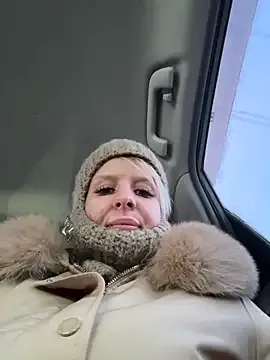 Freechat LikaCat on StripChat