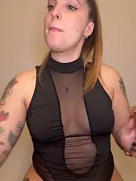 LiliMorganxxx on StripChat 