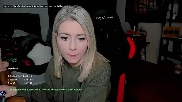 Offline Lisaonthemoon on StripChat