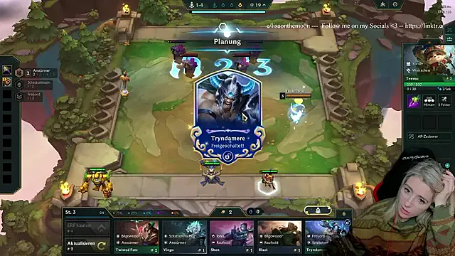 Offline Lisaonthemoon on StripChat