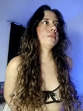 Offline lovely_kitt on StripChat