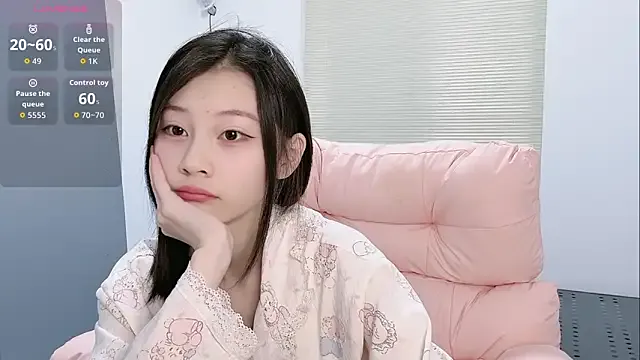 Offline lris-Beauty on StripChat