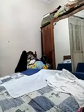 Offline Lucia8600 on StripChat