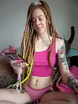 Freechat LucidLucy on StripChat