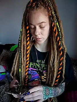 Freechat LucidLucy on StripChat