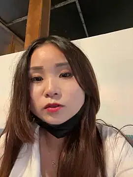 Offline luna-sisi on StripChat