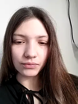 Offline LunaTori456 on StripChat