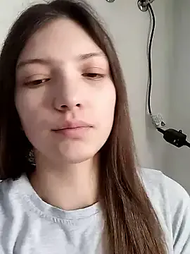 Offline LunaTori456 on StripChat