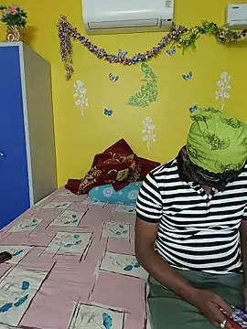 Offline Lusty_Rose01 on StripChat