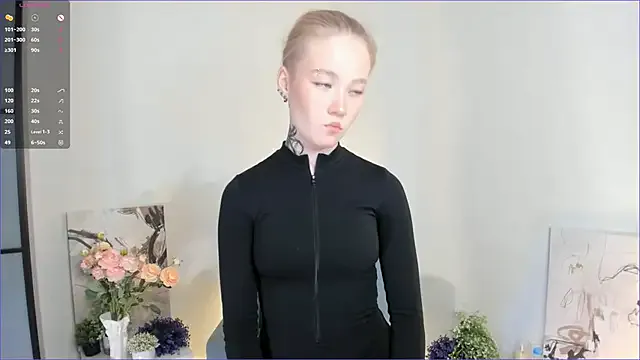 Offline MaireLanda on StripChat