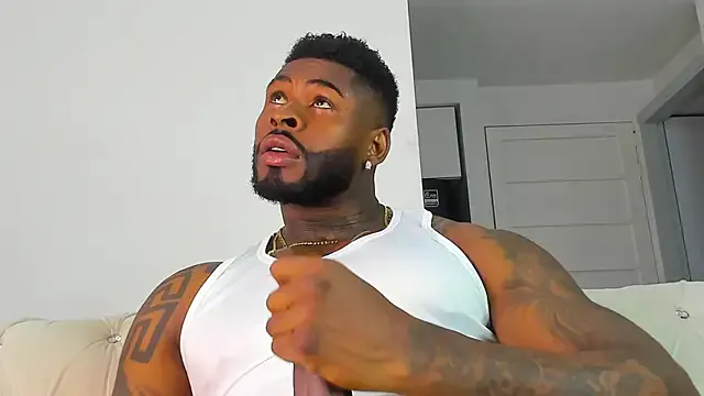 Offline Makonneen on StripChat