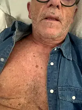 Offline MARCO_NI on StripChat