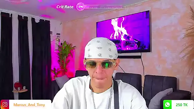 Offline Marcus_and_Tony on StripChat