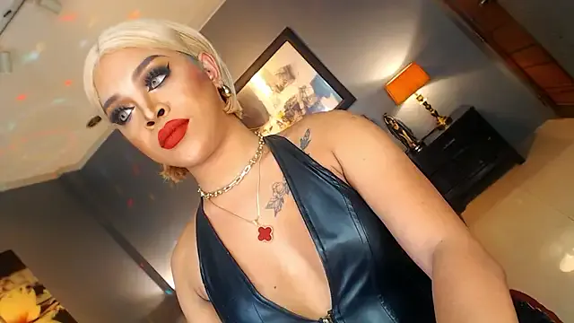 Freechat MarryQueen22 on StripChat