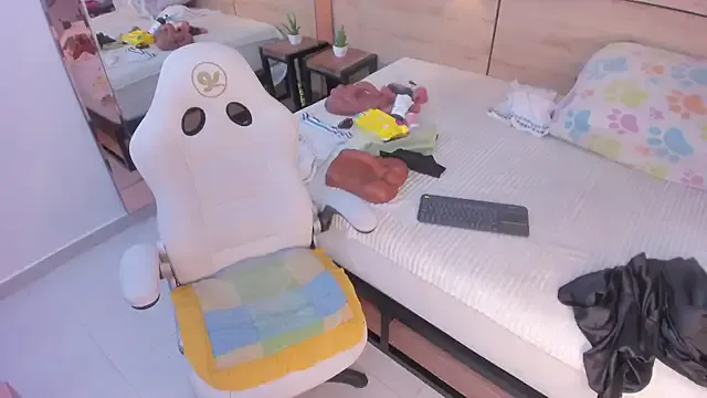 Offline martina_touss on StripChat