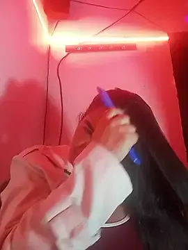 Offline MaryRoze_ on StripChat